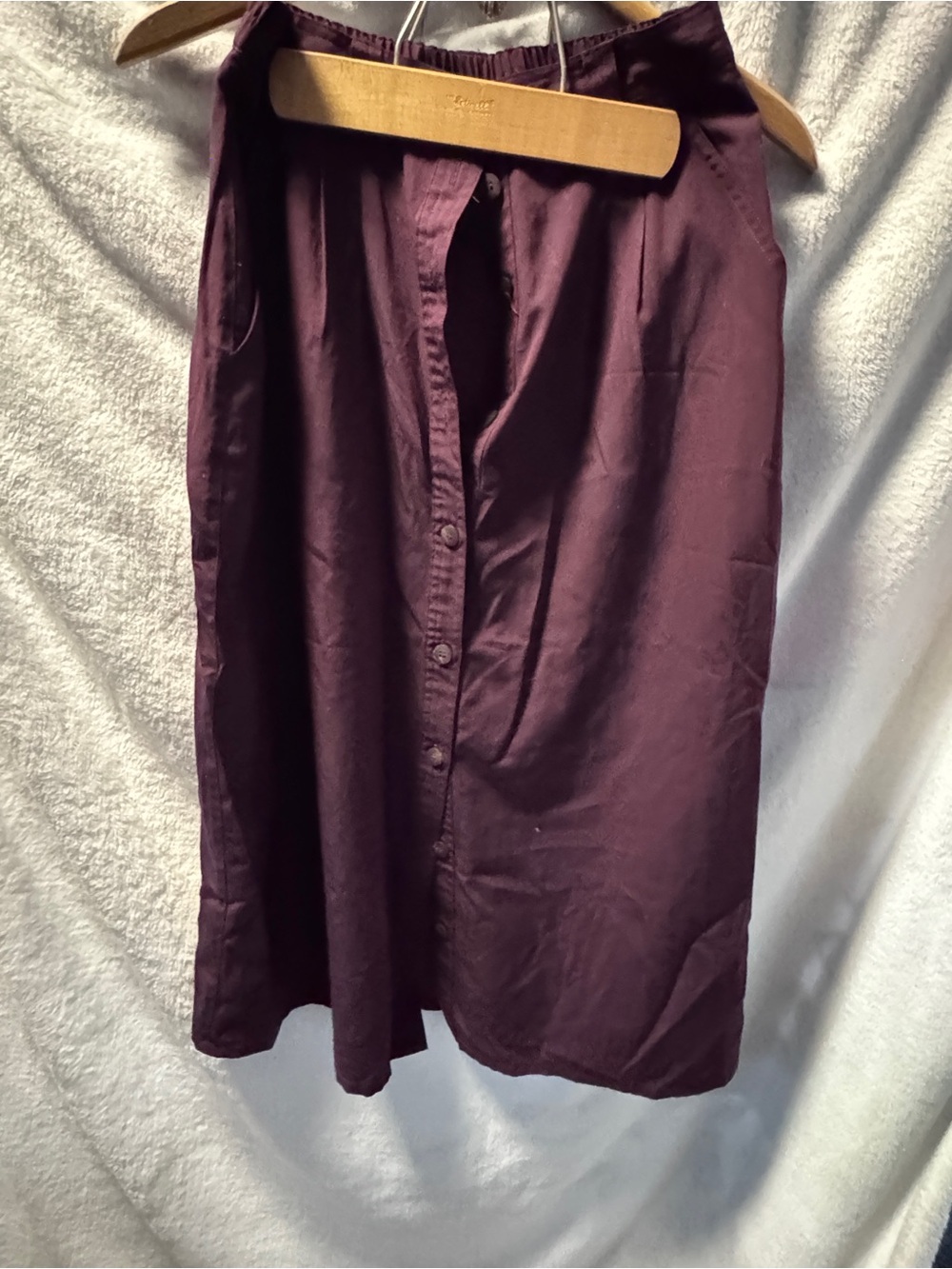 TravelSmith Button-Front Midi Skirt in Plum/maroon